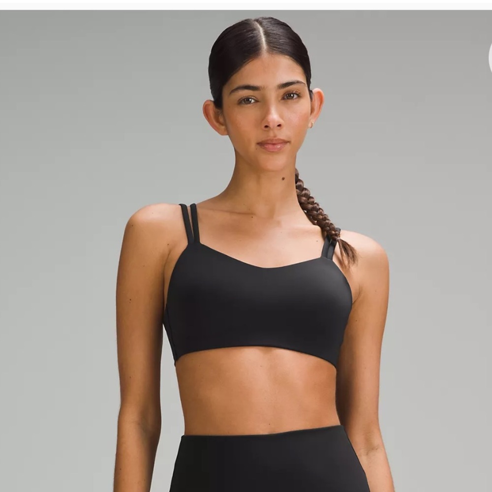 Lululemon like a cloud bra black size 4